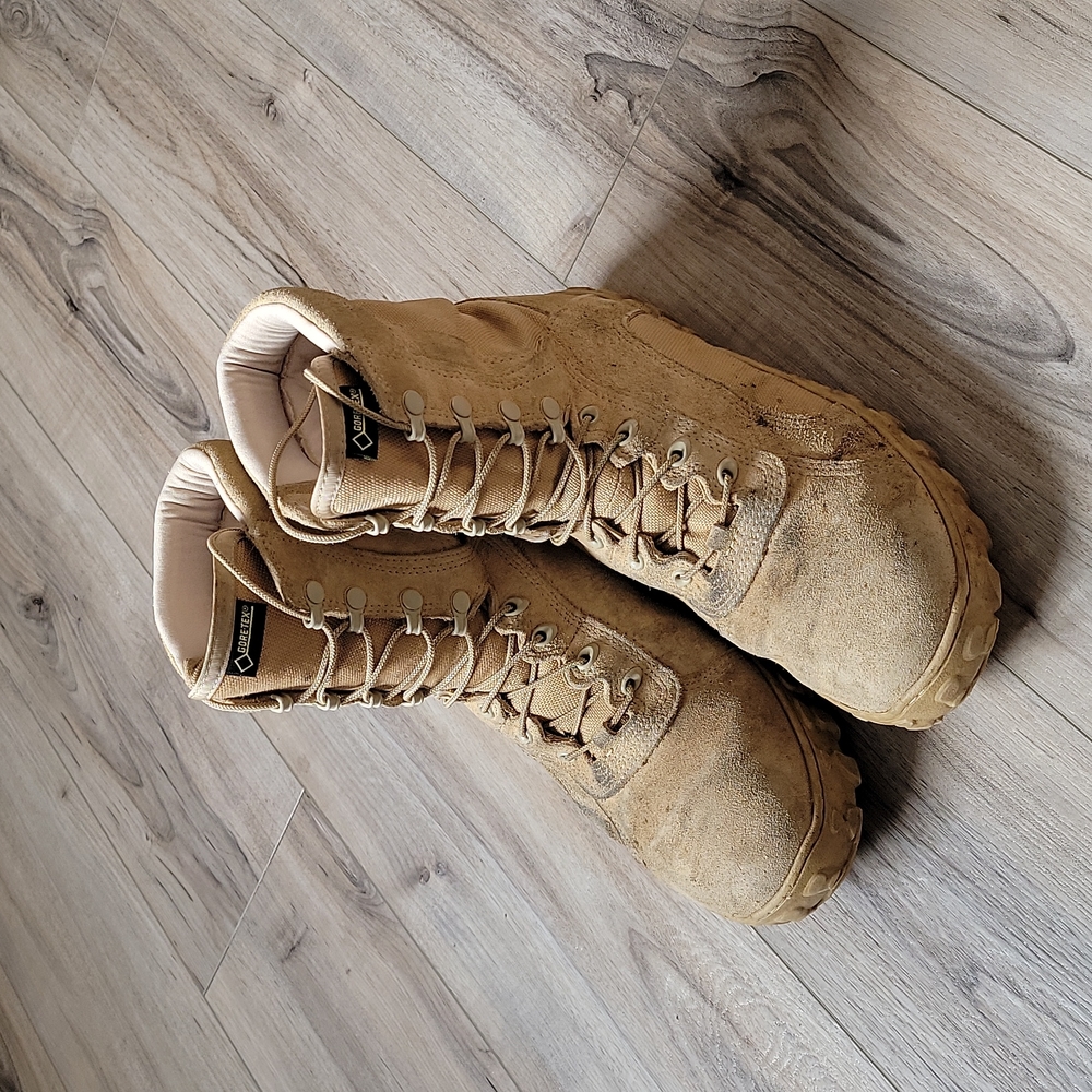 Rocky SV2 size 10.5 W 400g GOR-TEX